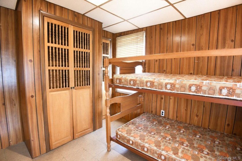Lovingly cared for over the last 60 years by one owner, this - photo 18