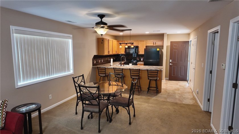 TURNKEY!! 2 bedroom, 2 bath condo at The Willows at the Lake! - photo 3