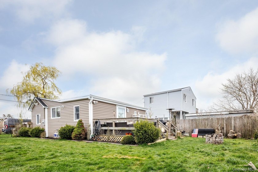 Welcome to 24 Blue Point Road! a beautifully updated ranch - photo 2