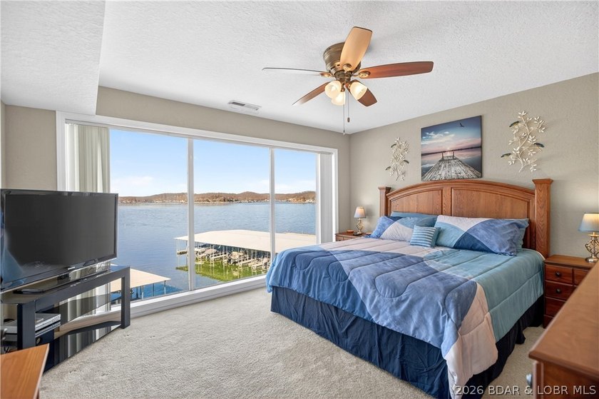 Welcome to 312 Windsor Bay #2A! This beautifully furnished - photo 3