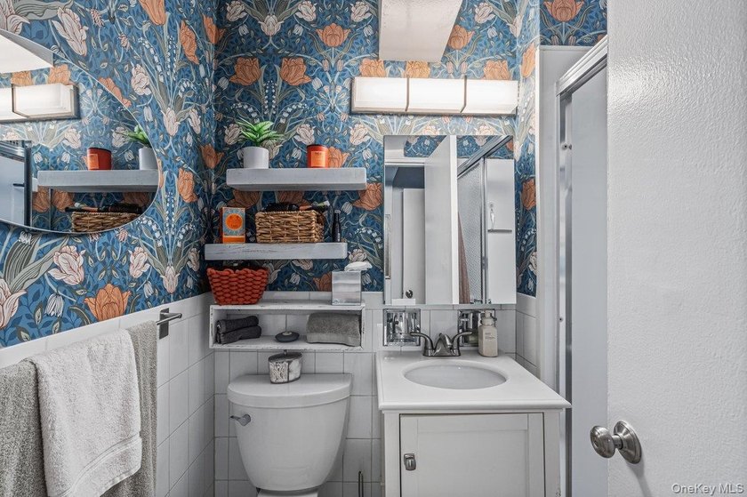 Spring into comfort with this beautifully renovated, *H-line* - photo 15