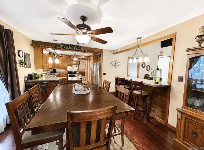 This Greers Ferry Lake area home retreat, is just 3.3 miles to - photo 17