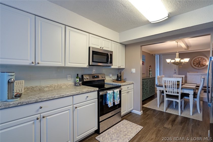 Welcome to Waters Edge Condominiums. Easy living will feel - photo 6