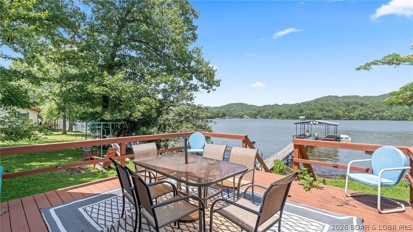 Escape to the lake with this charming 1-bedroom, 1-bath - photo 2