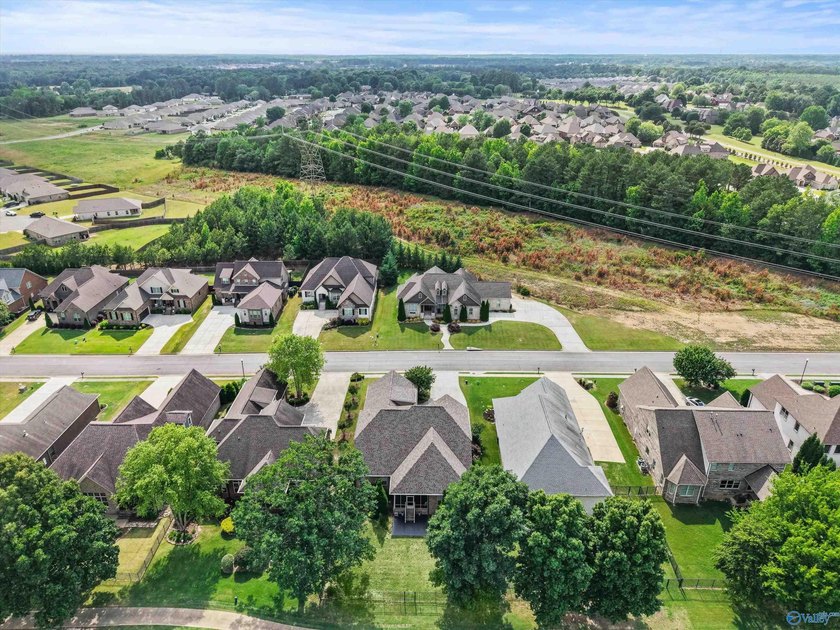 Imagine waking up every morning to fairway views from your - photo 33