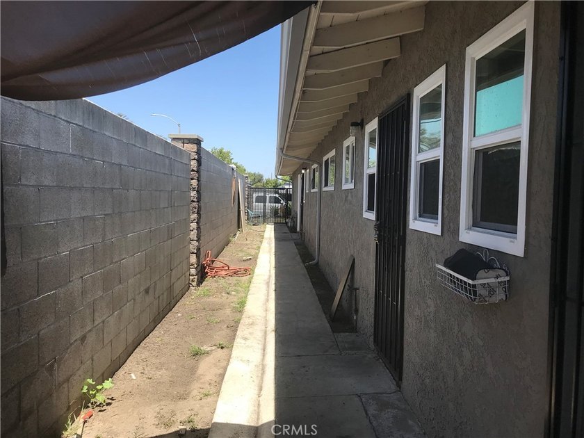 Welcome to 1250 W 2nd St, Santa Ana - Investment Opportunity - photo 4