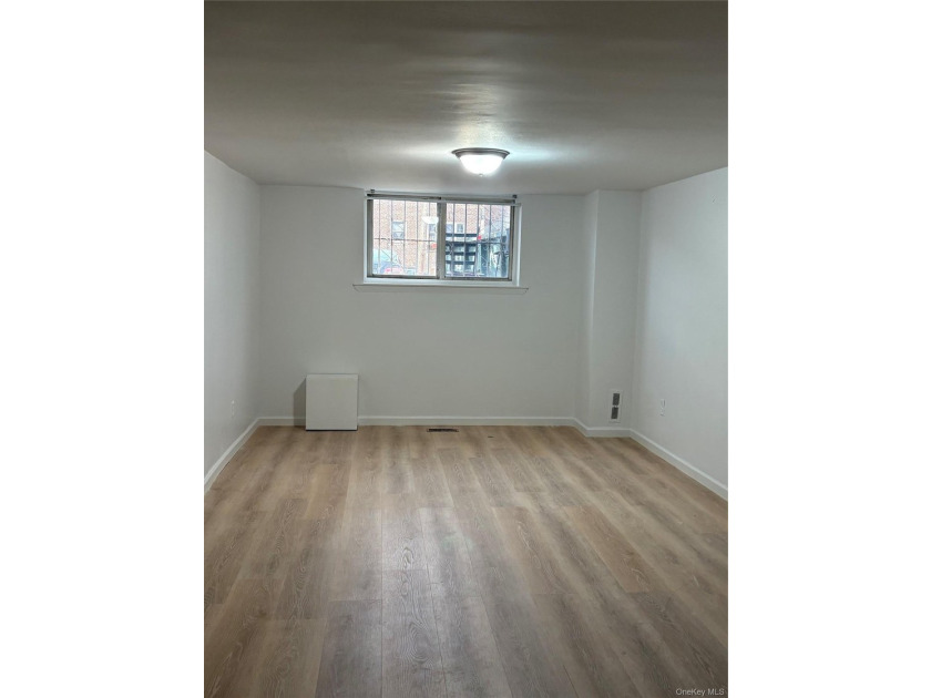 This well-maintained 3-bedroom, 1 full bath, and 2 half-bath - photo 13