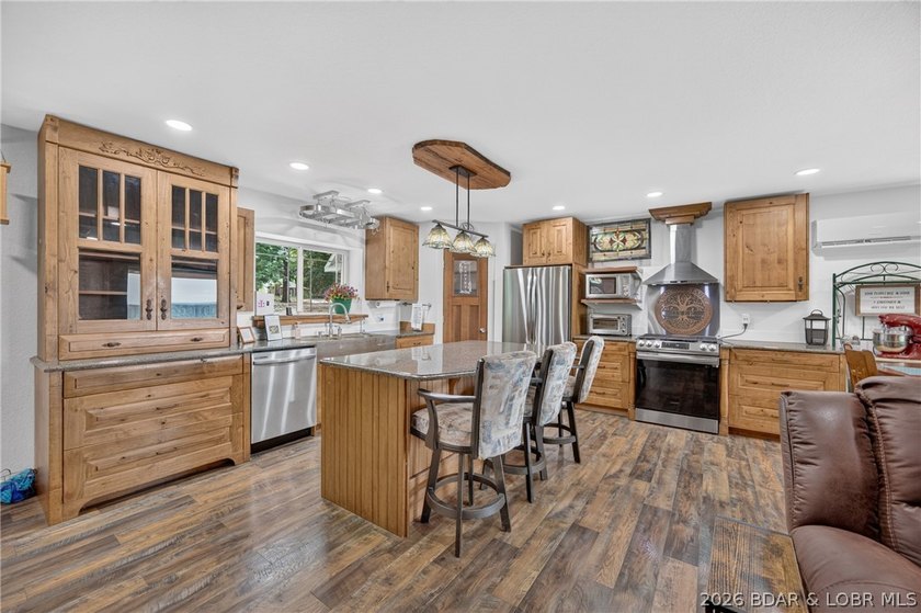 Experience the perfect blend of quality craftsmanship - photo 9
