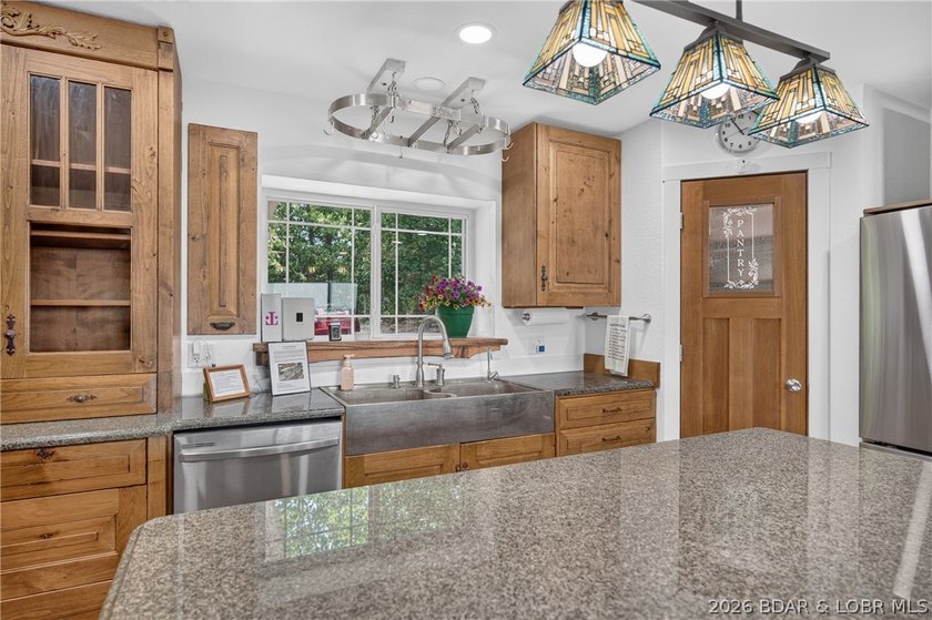 Experience the perfect blend of quality craftsmanship - photo 10