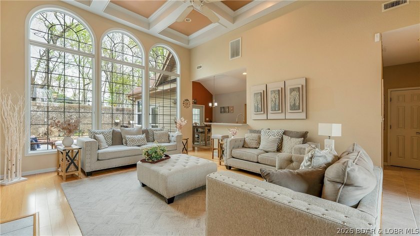 Upon entering this 4 bed nearly 2700sqft one level home, you'll - photo 2