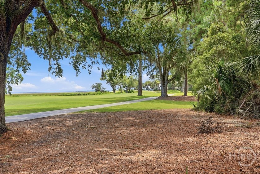 Unparalleled panoramic vistas await on this rare, buildable lot - photo 13