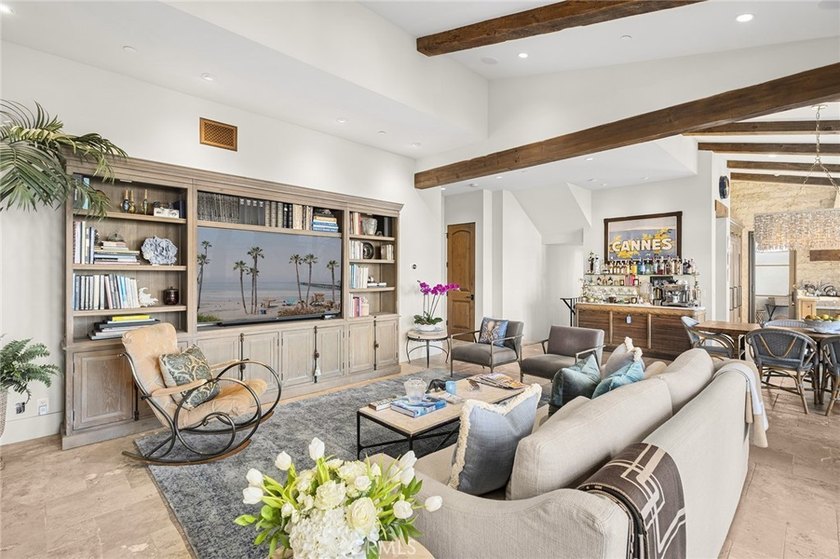 Located in one of Laguna Beach's most coveted neighborhoods - photo 15