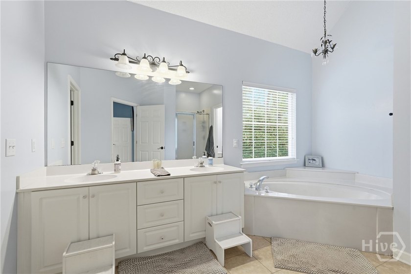 Nestled on a quiet dead-end street in the desirable Olde Towne - photo 22