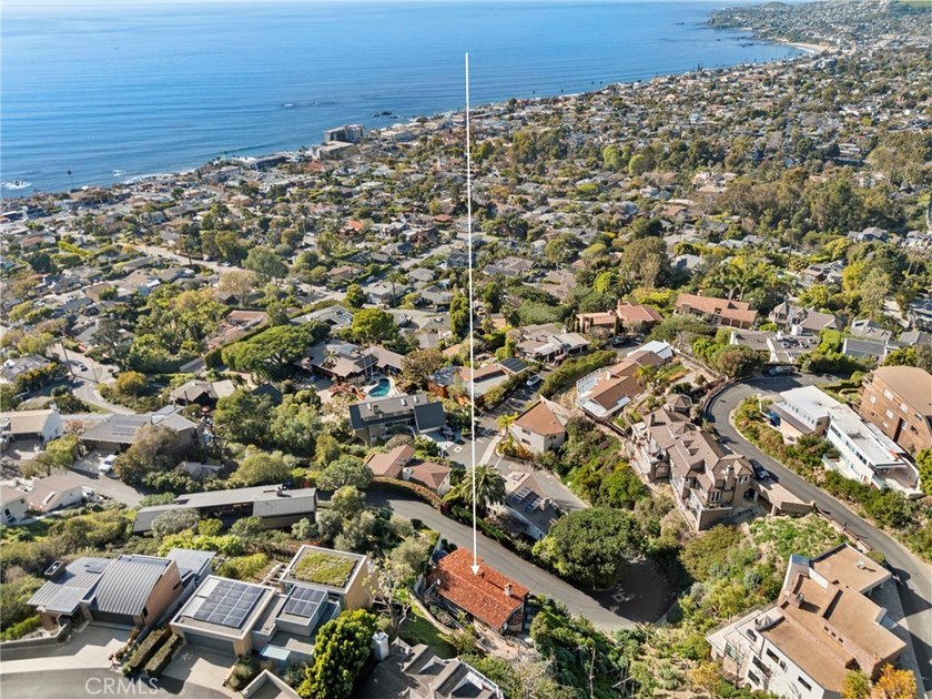 Located in one of Laguna Beach's most coveted neighborhoods - photo 31