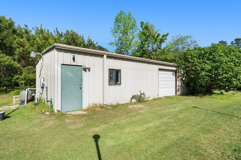 Back on the market at no fault of the sellers! This beautiful - photo 44