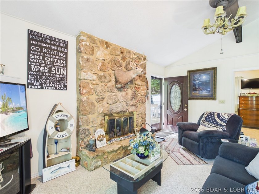 Finding a lakefront property with both great water access and - photo 9