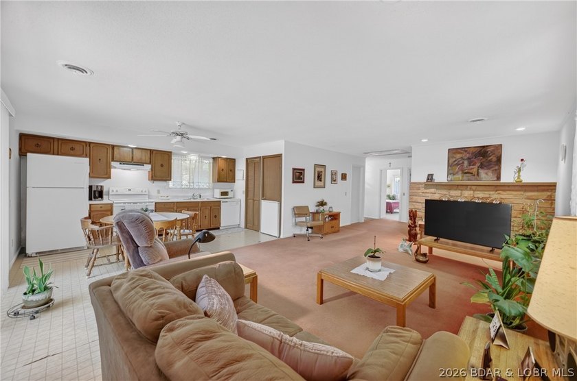 I bet you're looking for an investment opportunity or a home to - photo 6