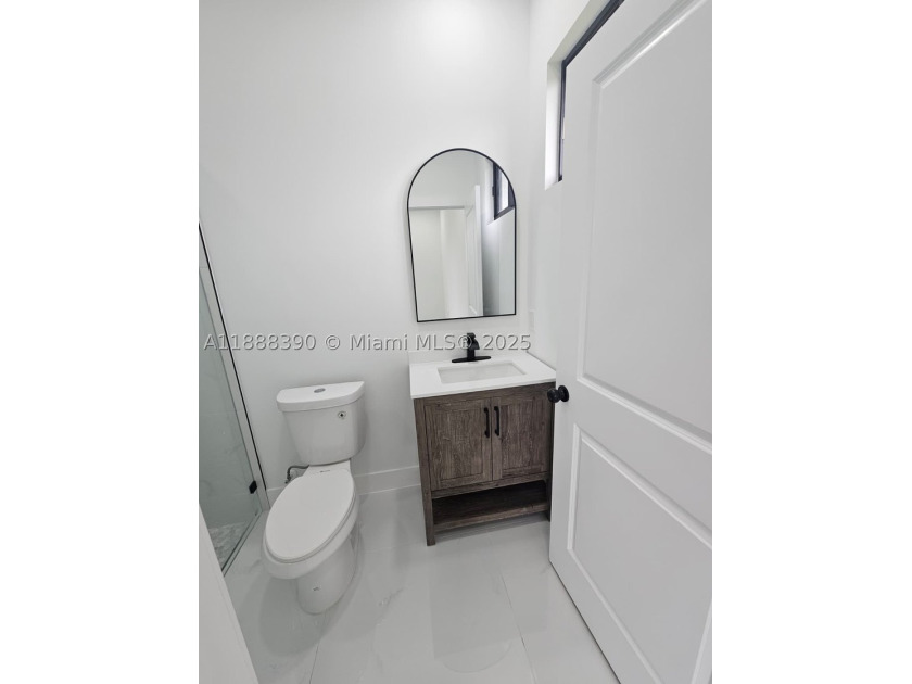 New Construction Home truly a must see ! Seller will contribute - photo 10