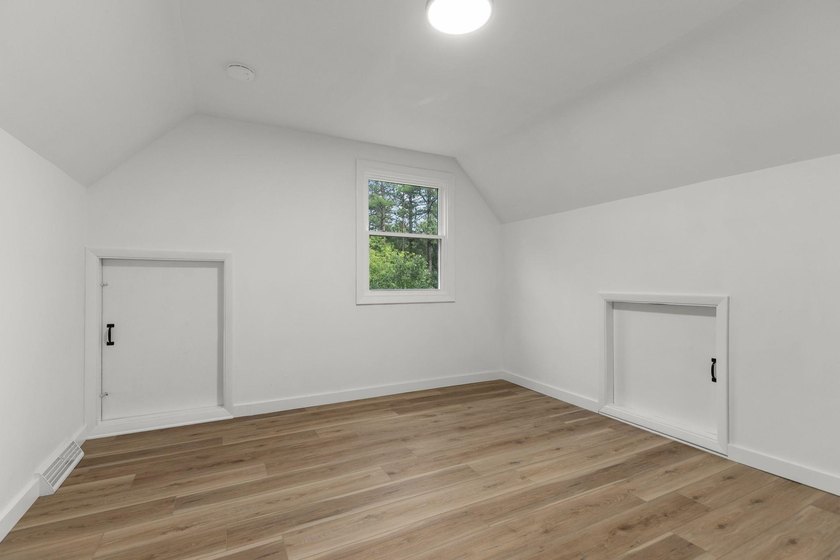 Completely updated 4-bedroom home situated on 2.9 private acres - photo 23