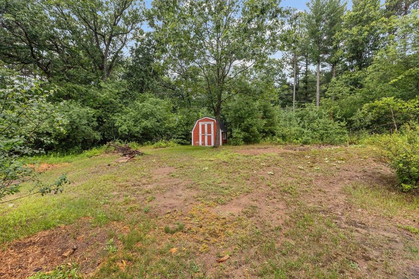 Completely updated 4-bedroom home situated on 2.9 private acres - photo 32