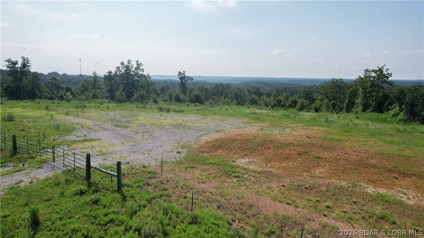 Development opportunities with this combination of acreage - photo 5