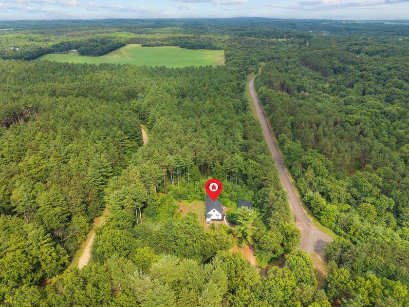 Completely updated 4-bedroom home situated on 2.9 private acres - photo 39