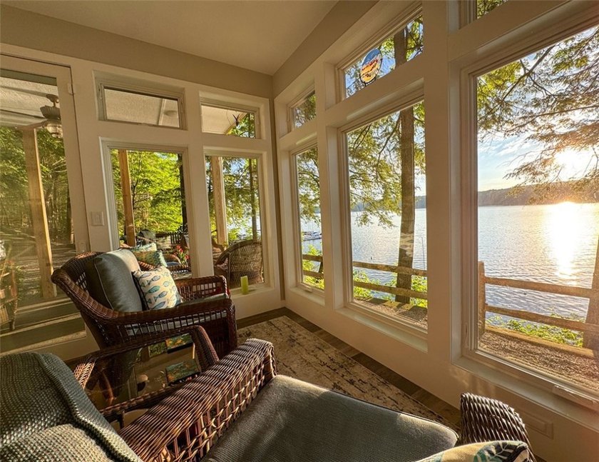 The Ultimate All-Season Lake Home. Custom 4 BR, 3.5 Bath, 2426 - photo 19