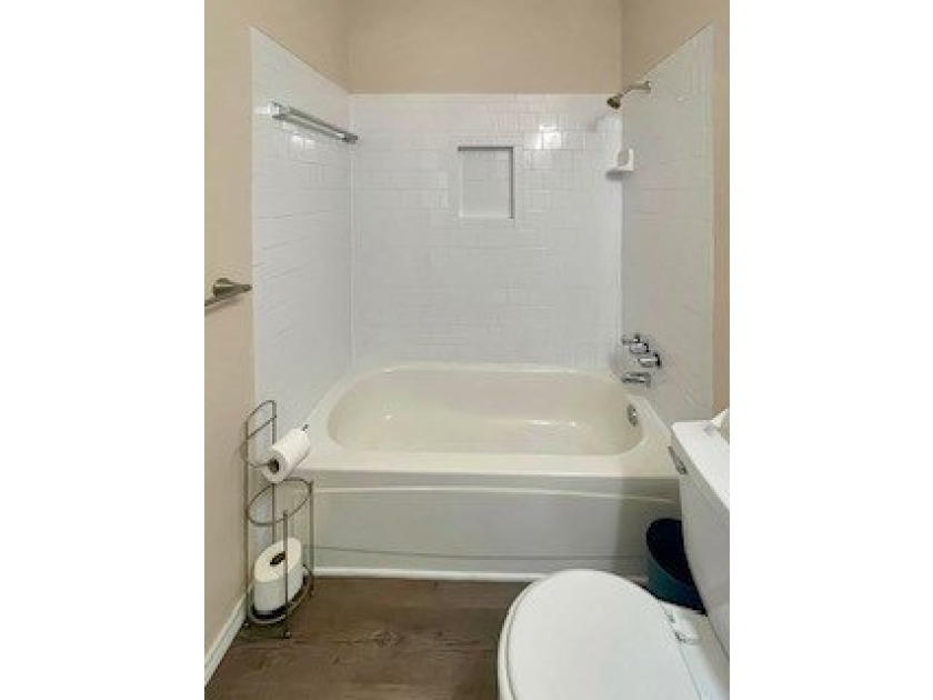 This is what you have been looking for! Really, really nice home - photo 22
