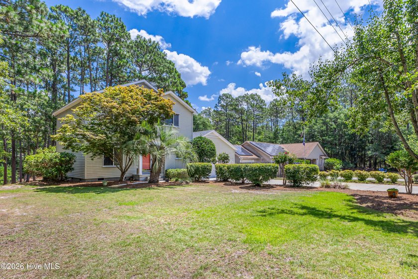 Welcome to your serene retreat in Boiling Spring Lakes! This - photo 3