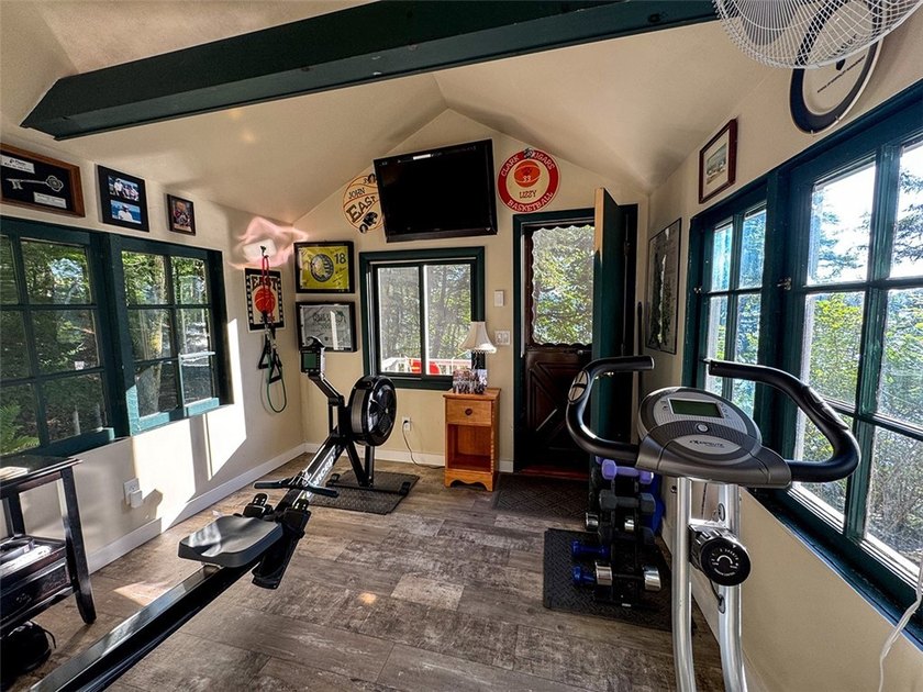 The Ultimate All-Season Lake Home. Custom 4 BR, 3.5 Bath, 2426 - photo 40