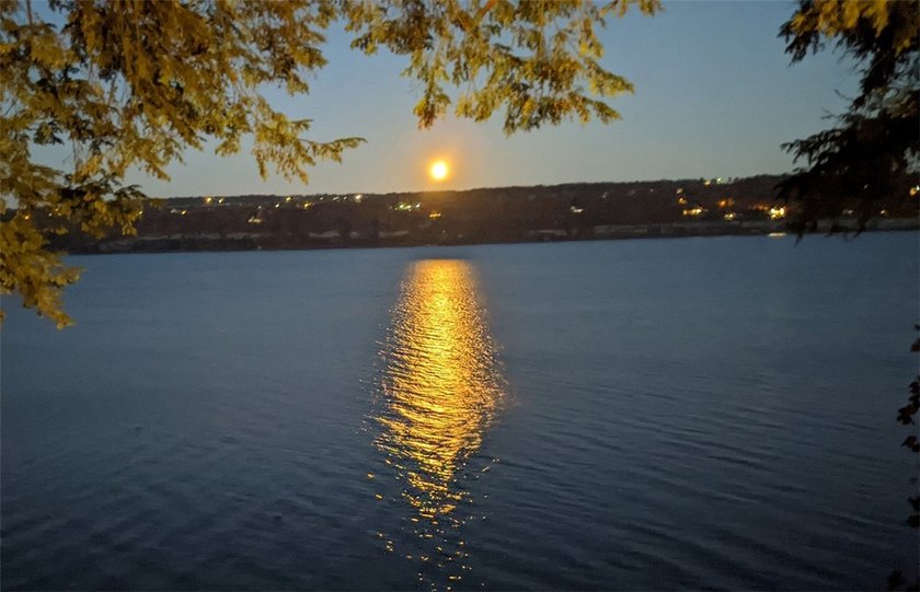 The Ultimate All-Season Lake Home. Custom 4 BR, 3.5 Bath, 2426 - photo 43