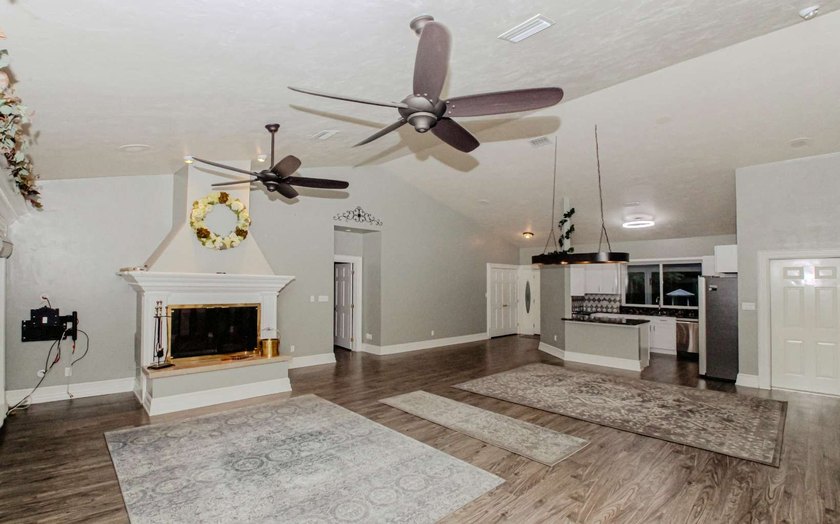 Welcome to your peaceful retreat in Lake City, Florida. This - photo 11
