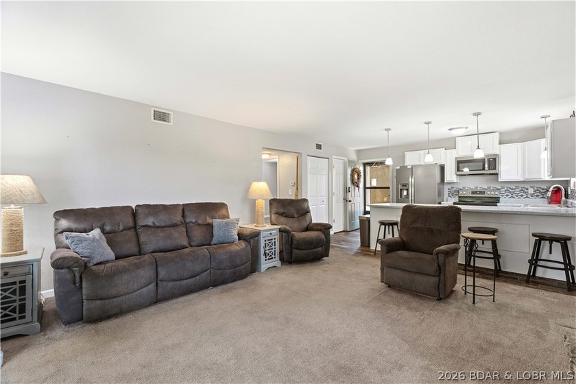 Whether you're looking for the perfect Lake of the Ozarks - photo 8