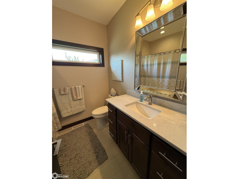 This stunning newer-construction 5-bedroom ranch home perfectly - photo 23