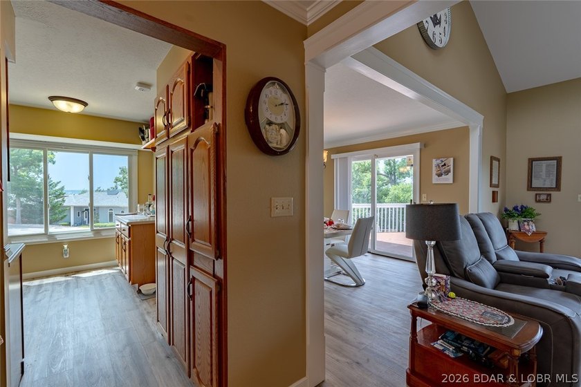YEAR ROUND MAIN CHANNEL VIEW, a rare 3-car garage, and over 2 - photo 10