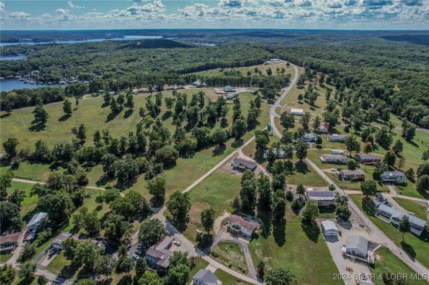 Johnson's Bay subdivision is a HOT market for lake access/view - photo 11