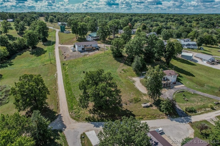 Johnson's Bay subdivision is a HOT market for lake access/view - photo 14