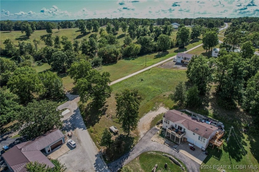 Johnson's Bay subdivision is a HOT market for lake access/view - photo 16