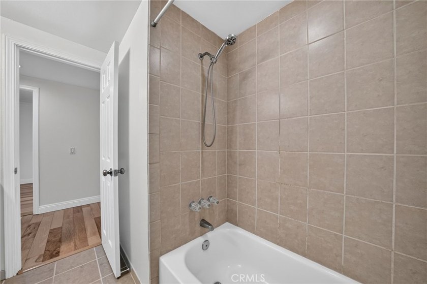 10151 Bismark - photo 25