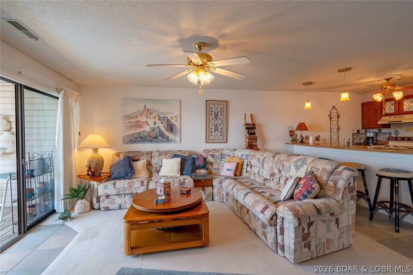 Wake up to breathtaking lake views, spend your afternoons - photo 10