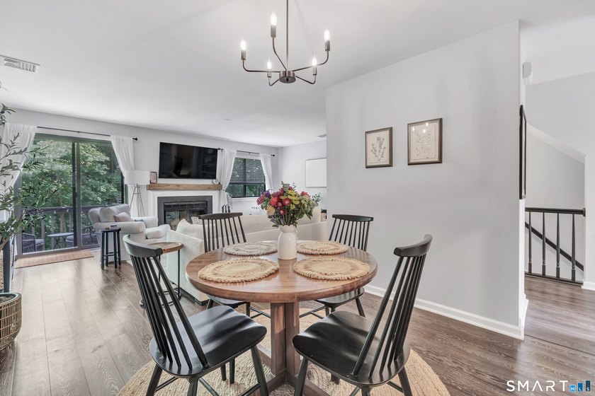 Welcome to this beautifully remodeled, turnkey second-floor - photo 10