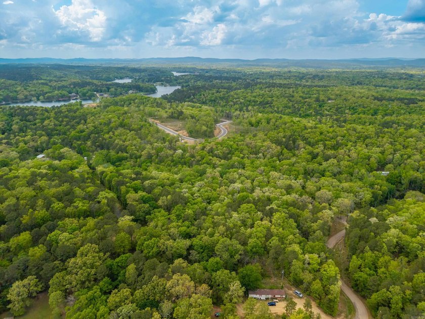Exceptional 5.6 acre homesite in Rocky Point Estates, a new - photo 14
