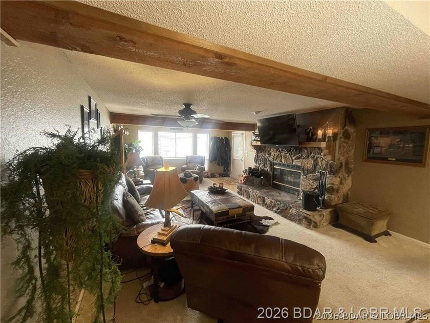 Experience the fantastic views and lakeside living at the highly - photo 4