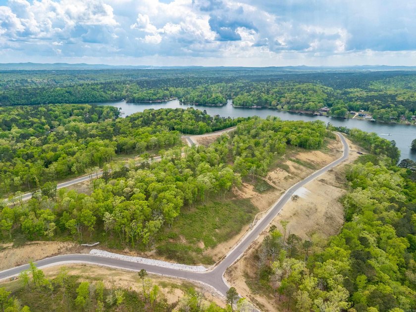 Exceptional 5.8 acre homesite in Rocky Point Estates, a new - photo 12