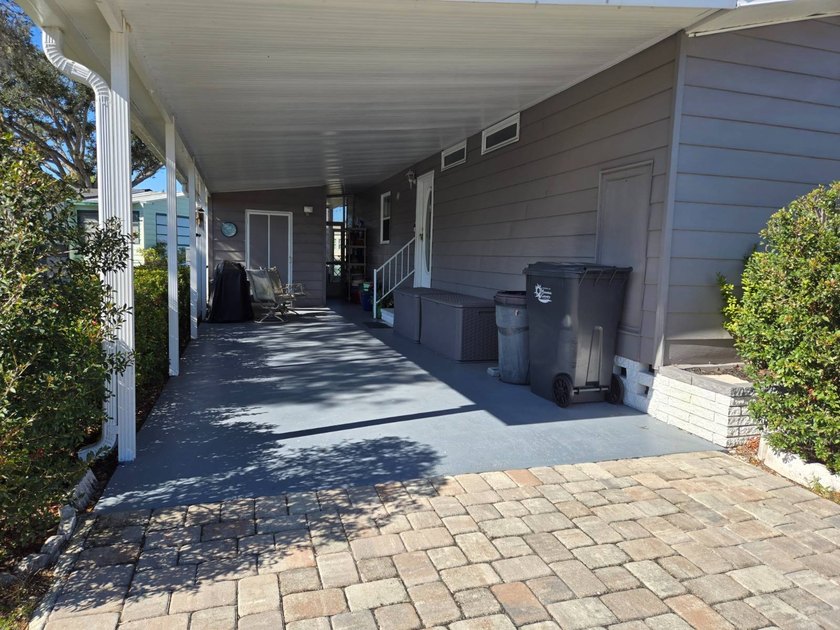 This beautiful and modern 1,144 sq. ft. home offers an open - photo 33