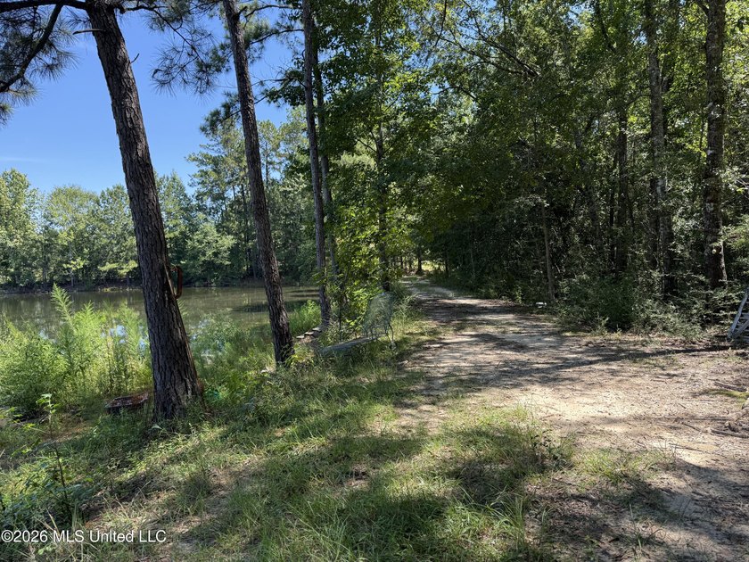 Discover your peaceful country retreat, conveniently located - photo 37