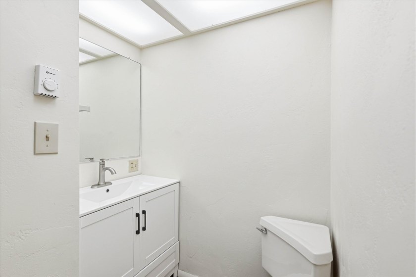 Why rent when you can own? This move-in ready condo features a - photo 13