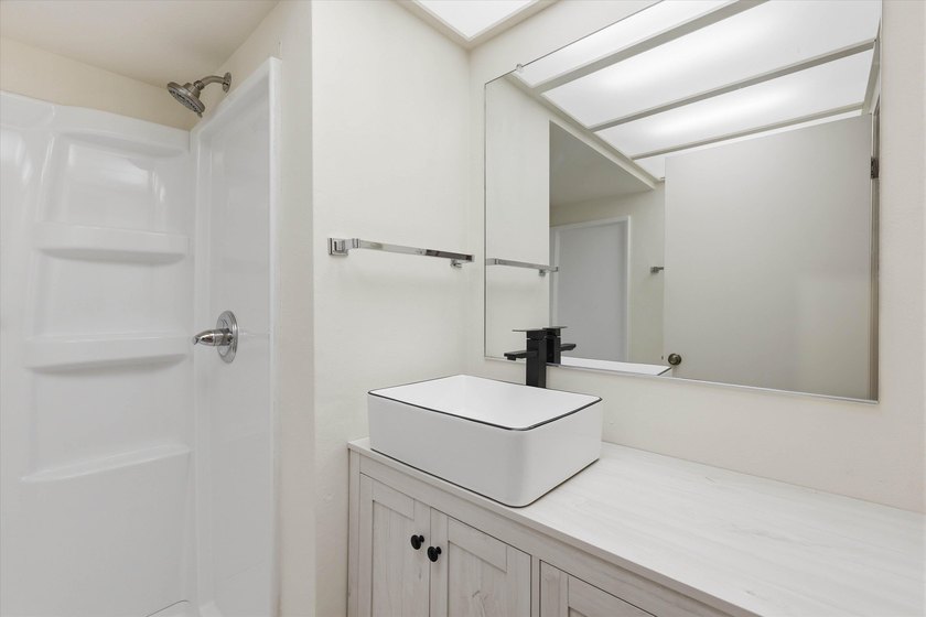 Why rent when you can own? This move-in ready condo features a - photo 17
