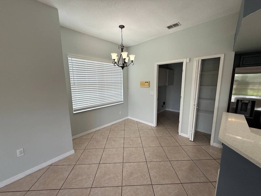 3 Bedroom, 2.5 bath, 2 story home with a 3 car garage in - photo 11