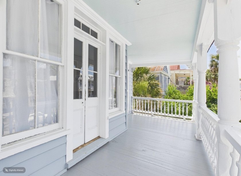 Historic Downtown Charleston 1890 home w/ ADU in the - photo 22
